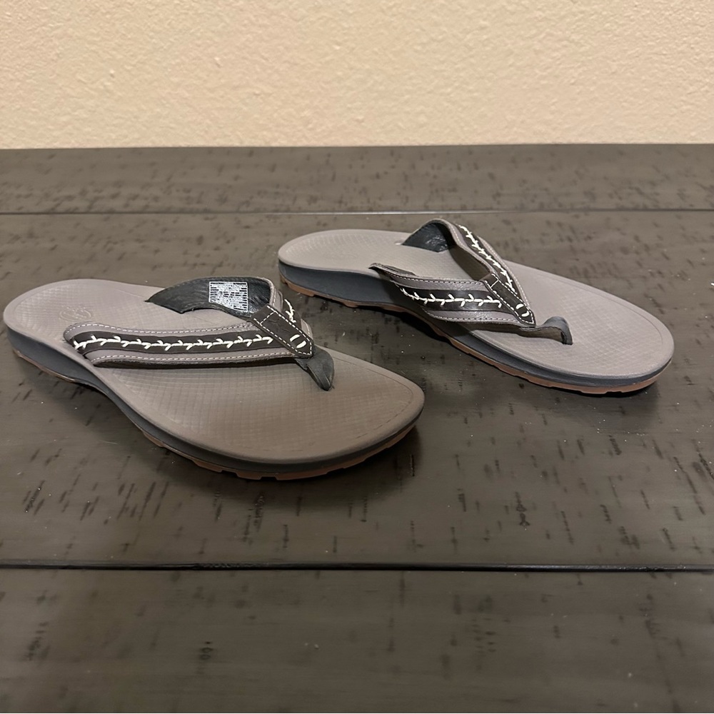 Chaco Women’s Grey and White Flip-Flops